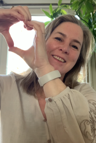 Menopause Manlief eruit, toyboy en cabriolet erin…? Menopause Manlief eruit, toyboy en cabriolet erin...?